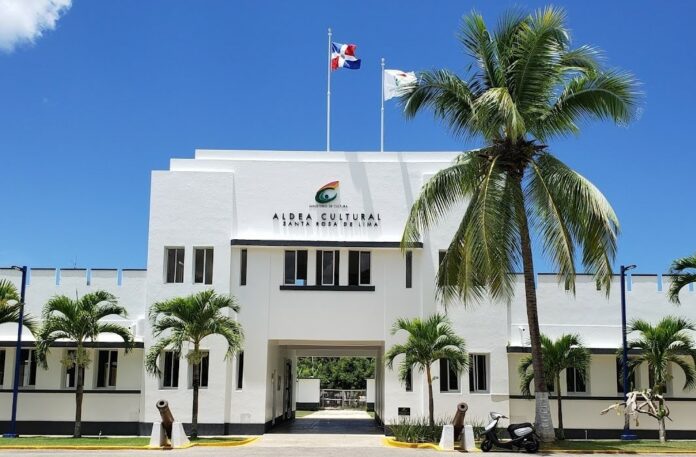 Aldea Cultural Santa Rosa de Lima La Romana