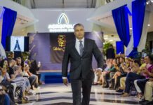 Presentan colección History de Robert Flores